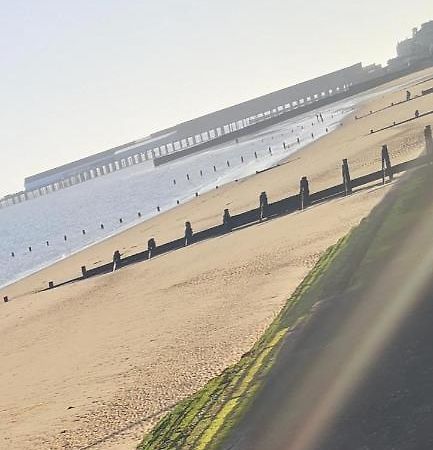 Lovely 2-Bed Caravan In Walton On The Naze Eksteriør bilde
