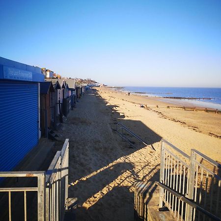 Lovely 2-Bed Caravan In Walton On The Naze Eksteriør bilde